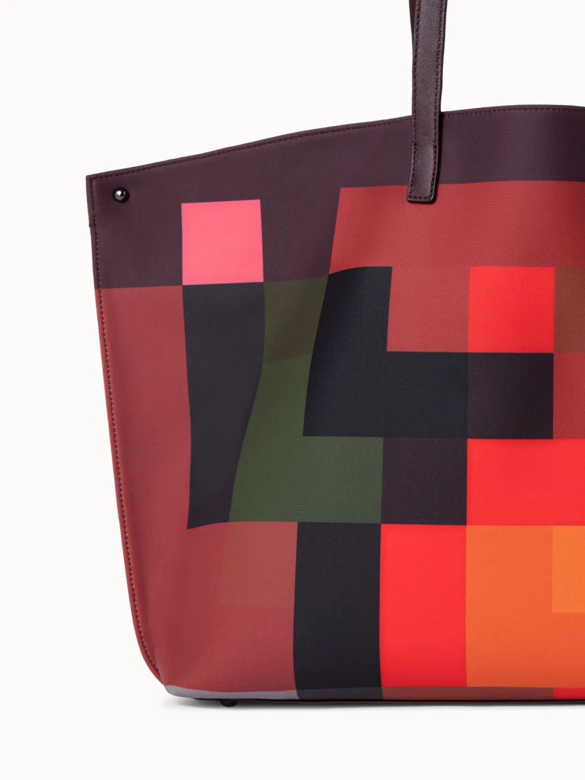 Ai Medium Shoulder Tote