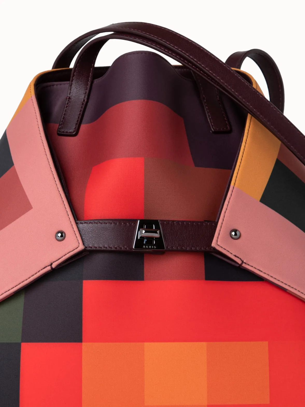 Ai Medium Shoulder Tote